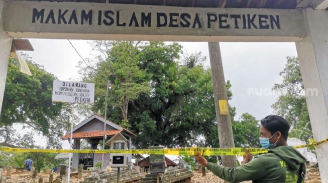 Polisi Bongkar Makam Remaja Gresik Diduga Korban Pembunuhan