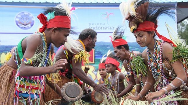 Bumi Papua Bersinar