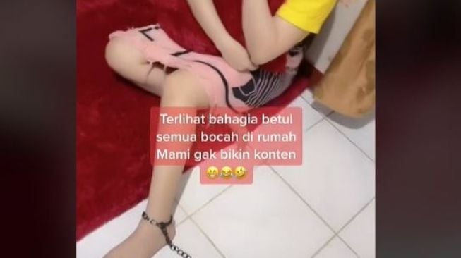 Pria Ini Panen Pujian setelah Merantai Istri, Gara-gara Keseringan Main TikTok