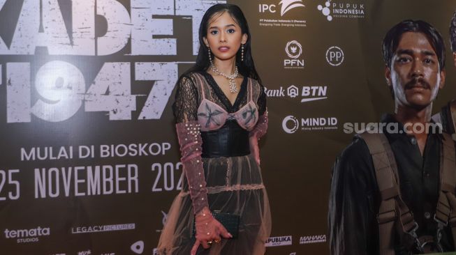 Profil Givina Lukita Pemeran Erna di Film Sewu Dino yang Ternyata Adik Komika Uus