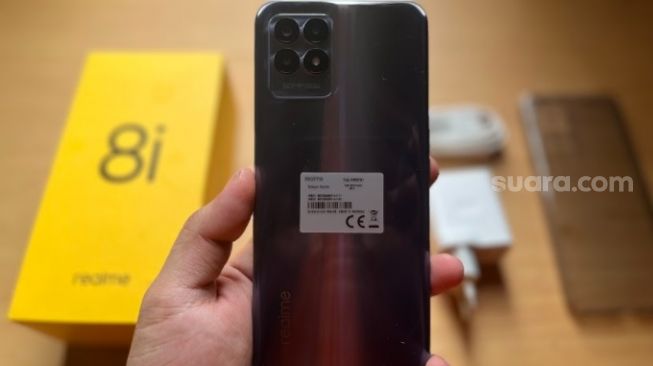 Realme 8i. [Suara.com/Dicky Prastya]