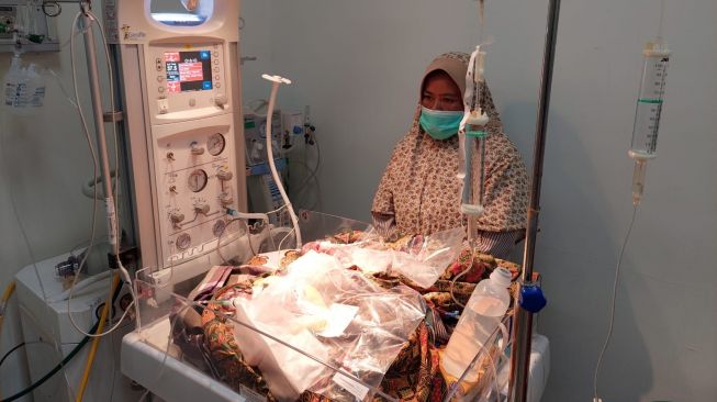 Hasil USG Meleset, Ibu Muda di Bandung Lahirkan Bayi Kembar Empat