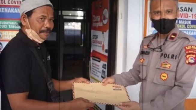 Damai Santoso melaporkan pencemaran nama baik ke polisi.[youtube]