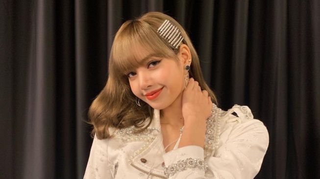 YG Entertainment Umumkan Lisa BLACKPINK Positif Covid-19