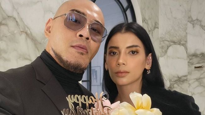 Digodain Deddy Corbuzier saat Kuliah, Sabrina Sewot: Aku Cepuin ke Istana Negara