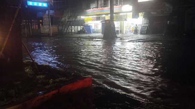 Gubsu: Masalah Banjir di Medan Karena Hujan Over dan Penanganan Drainase 