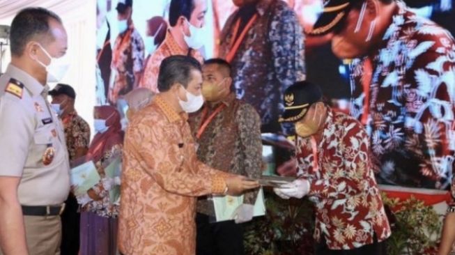 420 Warga Kalimantan Timur Dapat Sertipikat Tanah Gratis