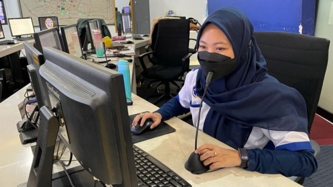 Teh Widya Soviani, Petugas ATCS Kota Bandung yang Viral karena Sering Tegur Pengendara