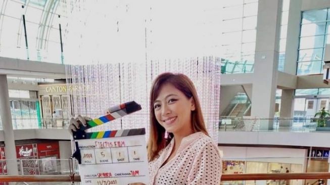 Artis Berhasil Nikahi Idolanya (instagram/@thenadiavega)