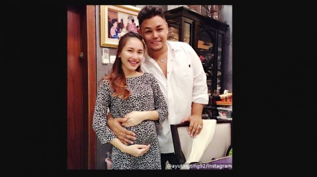 Potret Transformasi Ivan Gunawan dan Ayu Ting Ting. (Instagram/@ayutingting92)