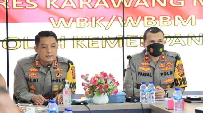 Polres Karawang Luncurkan Program 'Surat Cinta Kapolres dan Lapor Pak Kapolres'