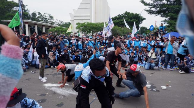 Buruh Banten Ancam Mogok Kerja Jika Penetepan UMK 2022 Didasari PP 36