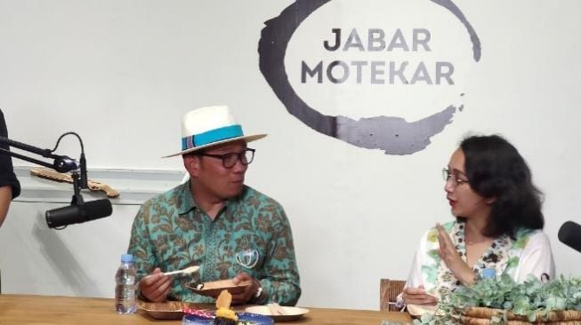 Makan Bareng Puteri Keraton Jogja, Ridwan Kamil Pamer Coletot