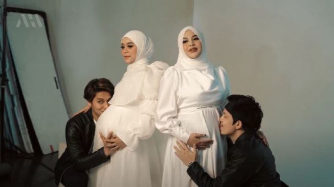 momen Aurel-Atta dan Lesti-Billar maternity shoot bareng. [YouTube/AH]