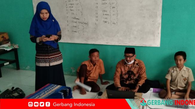 Ujian Siswa, MIN 4 Lombok Tengah Berani Ambil Risiko Gunakan Sistem CBT