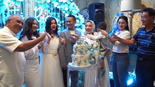 Momen Bella Shofie Bertemu Mantan Istri Suami (YouTube/Bella Shofie Entertainment)