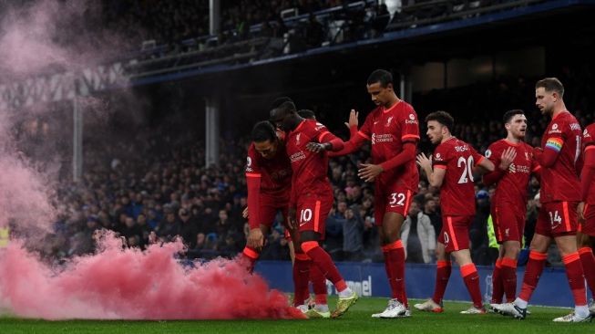 Hasil Bola Tadi Malam: Liverpool Perkasa, Napoli Nyaris Terguling