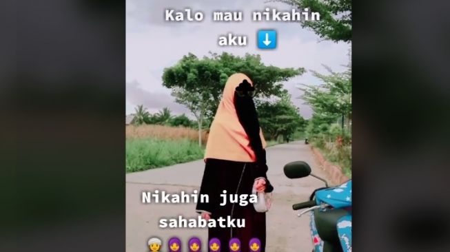 Perempuan minta dipoligami (tiktok.com/@nengyan275)