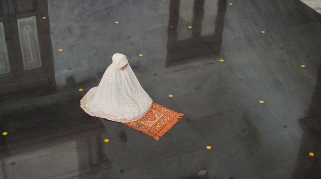 Niat Shalat Dhuha Beserta Waktu Pelaksanaan, Jika Dilakukan Bisa Dapat Pahala Seperti Haji dan Umroh