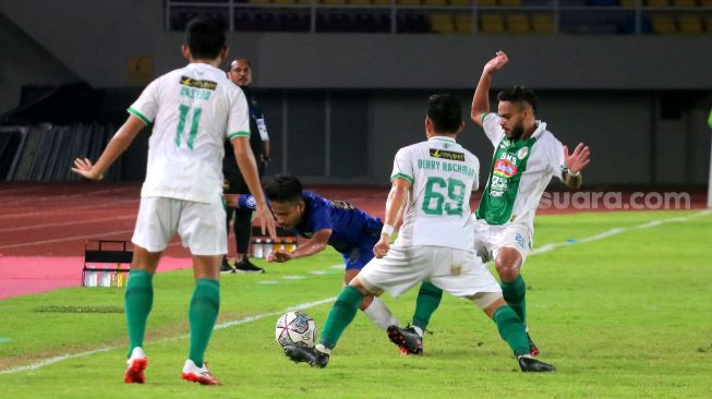 Hasil Liga 1: 10 Pemain PSS Sleman Batalkan Kemenangan Madura United di Stadion Kapten I Wayan Dipta