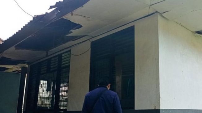 Pegawai Was-was Setelah Bangunan Pemkab Tabanan Rusak Lagi, Kini Atap Jebol