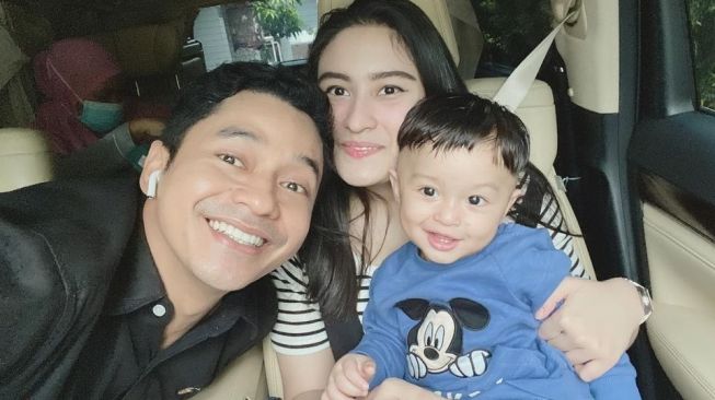 Nama Anak Artis Berunsur Islami. (Instagram/@adlyfayruz)