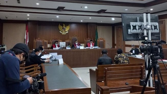 Demi Rp 200 Juta, Robin Pattuju Nekat 'Menakuti' Azis Syamsuddin akan Jadi Tersangka KPK