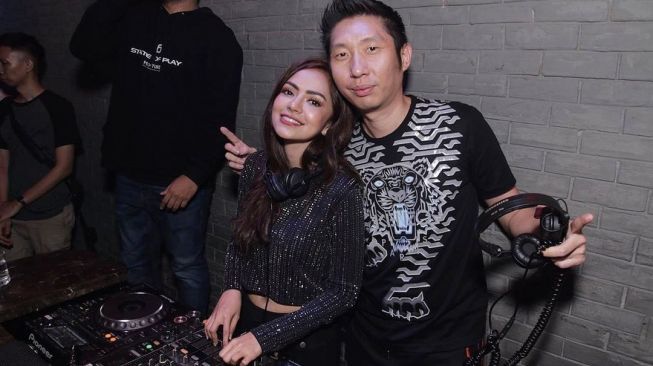 DJ L3xology et DJ Yasmin. [Instagram]