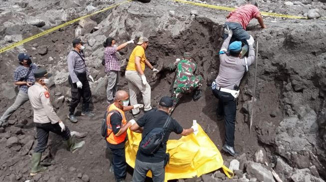 Korban Hanyut Banjir Lahar Dingin Gunung Merapi Ditemukan, Terkubur Pasir 1,5 Meter