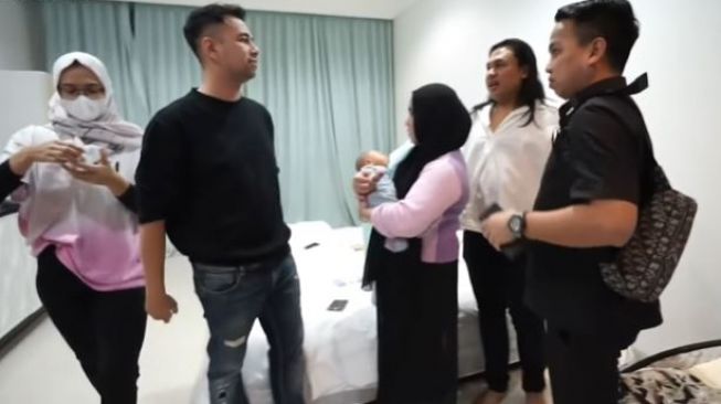 Keanu dan Mbak Lala. (Youtube/RANSEntertainment)