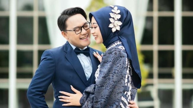 Potret Prewedding Danang DA dan Hemas Nura. [Instagram/@danang_official91]