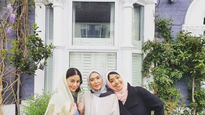 potret rumah Angie Virgin di London. [Instagram/angie_virgin]