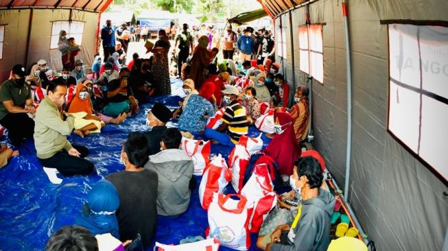 Duhh! ISPA dan Gatal Mulai Serang Anak-anak Pengungsi Korban Letusan Gunung Semeru