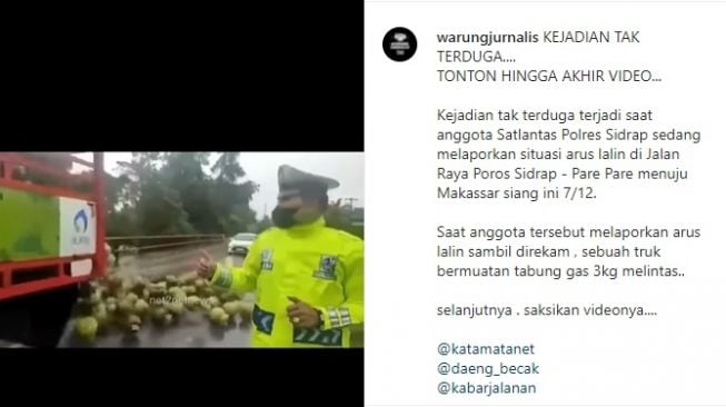 Polisi Laporkan Arus Lalu Lintas (Instagram/@warungjurnalis)