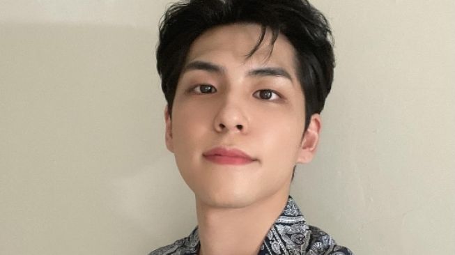 Wonpil DAY6 Dikabarkan Akan Rilis Album Solo Awal Tahun 2022