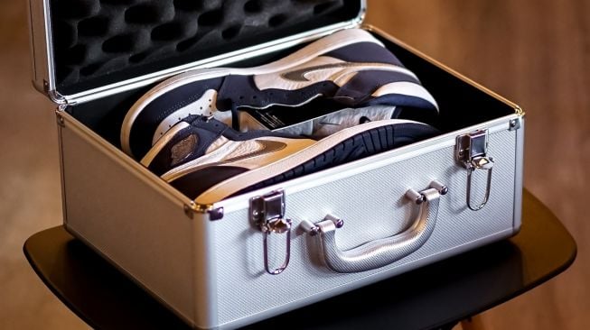 Sejumlah sneakers care products yang bisa didapatkan di BoomBoom.id. [dokumentasi pribadi]