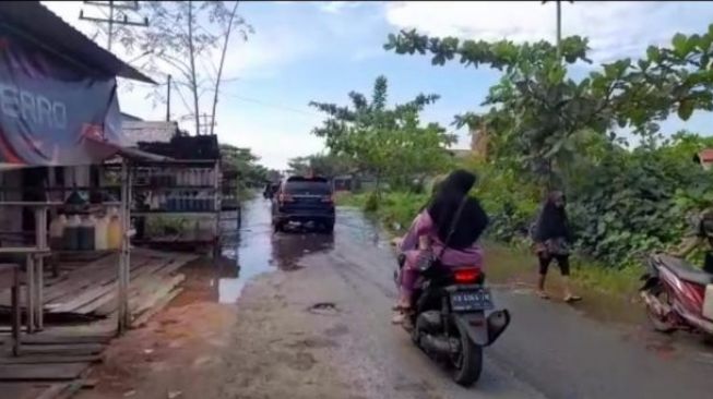 Banjir Rob Terjang 4 Kecamatan di Kayong Utara