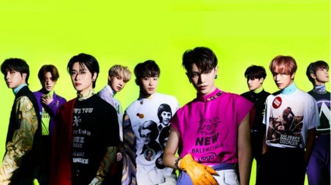 'Sticker' NCT 127 Sukses Bertahan Selama 11 Minggu di Billboard 200!