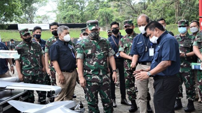 Kasad, Uji Senjata dan Kendaraan Khusus Buatan Pindad