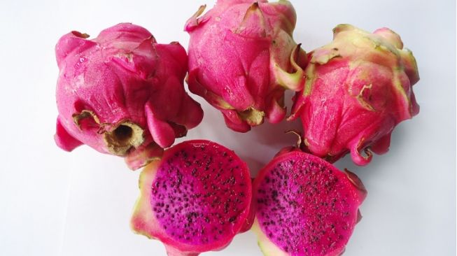 7 Manfaat Buah Naga, Superfood dengan Khasiat Super