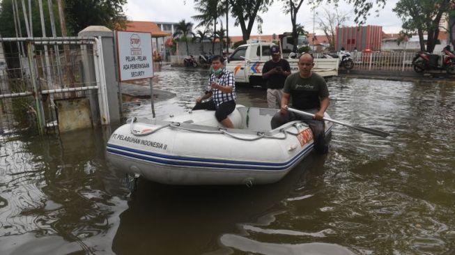 Waspada Banjir Rob, Pemprov DKI Siapkan Tempat Pengungsian hingga Logistik