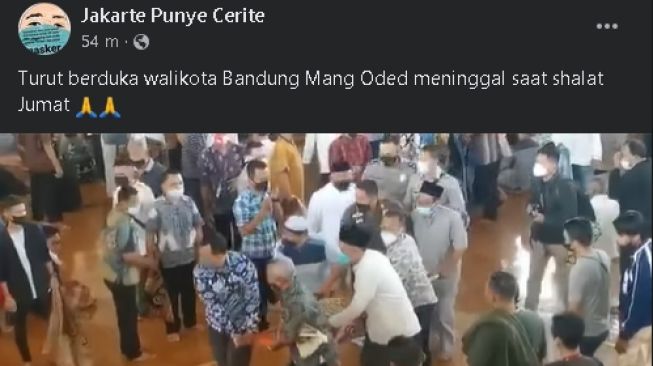 Wali Kota Bandung ditandu (Facebook)