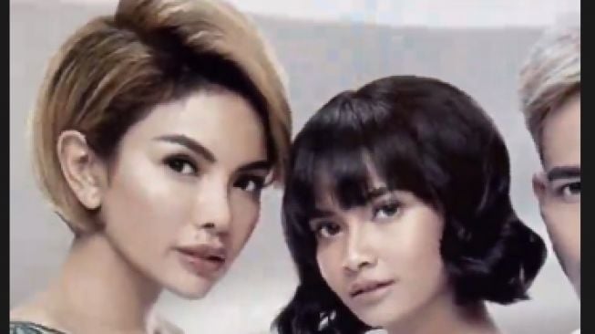 Nikita Mirzani beberkan hubungan dengan Vanessa Angel [Instagram/@Nikitamirzani_172]