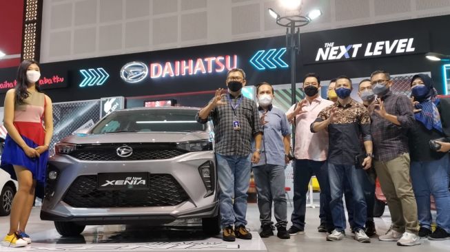 Booth PT Astra Daihatsu Motor (ADM) di GIIAS Surabaya 2021, Grand City Convex, Jalan Gubeng Pojok No 1, Surabaya [PT ADM].