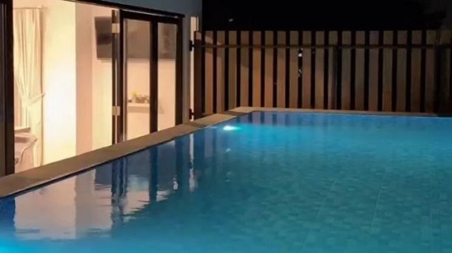 Potret Rumah Baru Amanda Manopo (Instagram/@ikatancintaofficial.rctiiii)