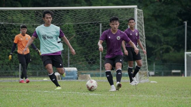 L'équipe nationale indonésienne est titulaire d'un entraînement de reprise (doc. PSSI).