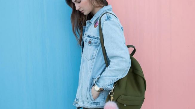 Jangan Asal Pakai Baju, 4 Kesalahan Memilih Pakaian Ini Bisa Bikin Kamu Malu