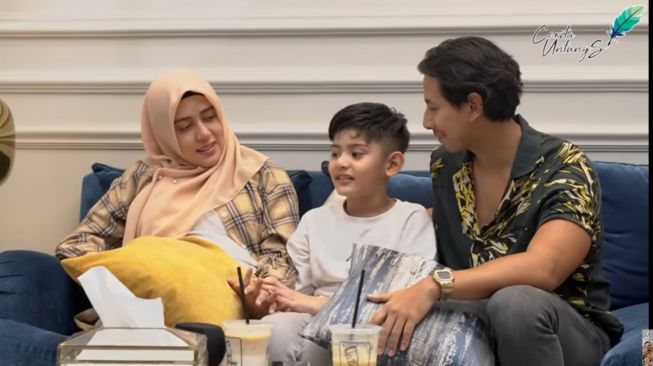 Fairuz A Rafiq, King Faaz dan Sonny Septian [youtube]