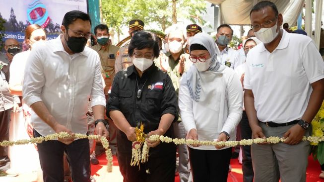 Tekan Polusi di Perkotaan, Menteri LHK Resmikan Taman Kehati dan Ekoriparian di Indramayu