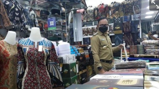 Kantong Plastik di Pasar Tradisional Kota Bogor Resmi Ditiadakan